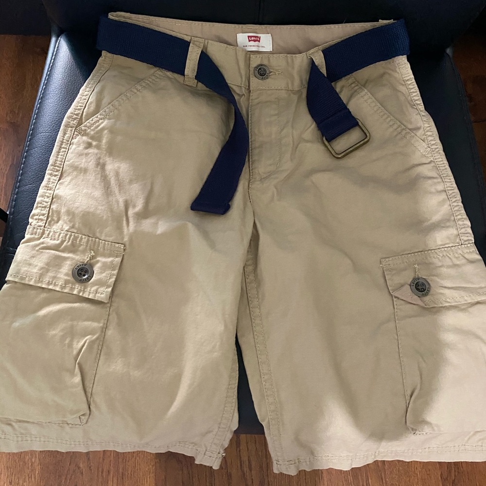 Levi’s Khaki Cargo Shorts